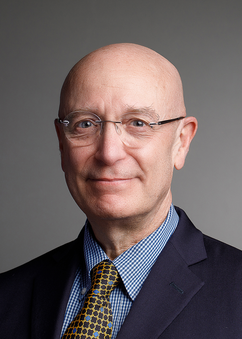 Headshot of Dr. Steven Schiff